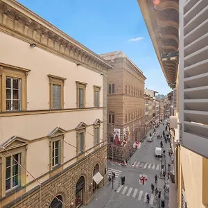 4* Hotel Tornabuoni Living - Luxury Collection