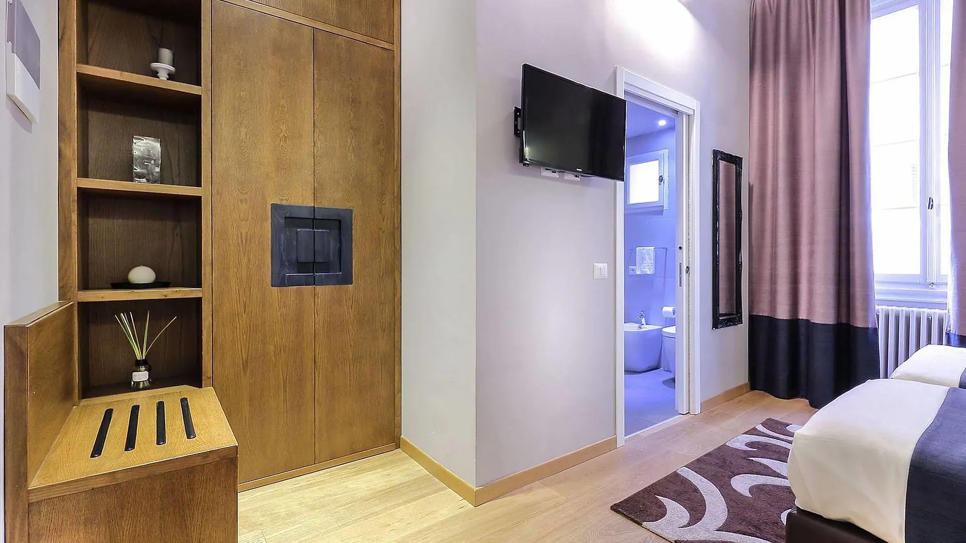 *** Guest house Antico Centro Suite Florence Italy